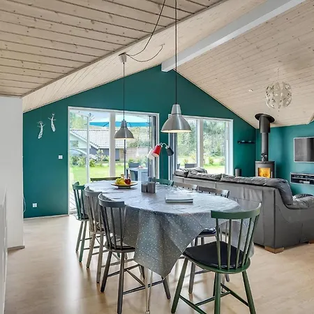 Holiday home Gorgeous In Give With Wifi