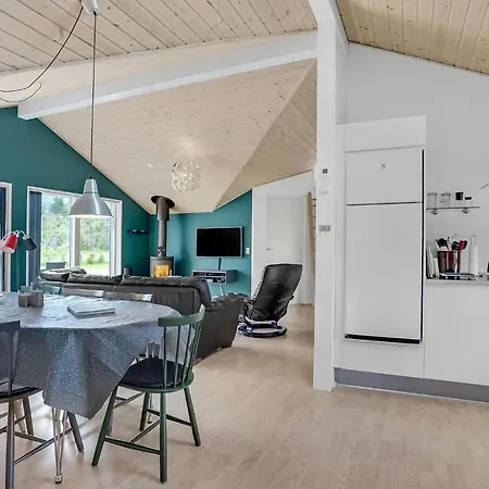 Cozy Home In Give With Sauna 度假居